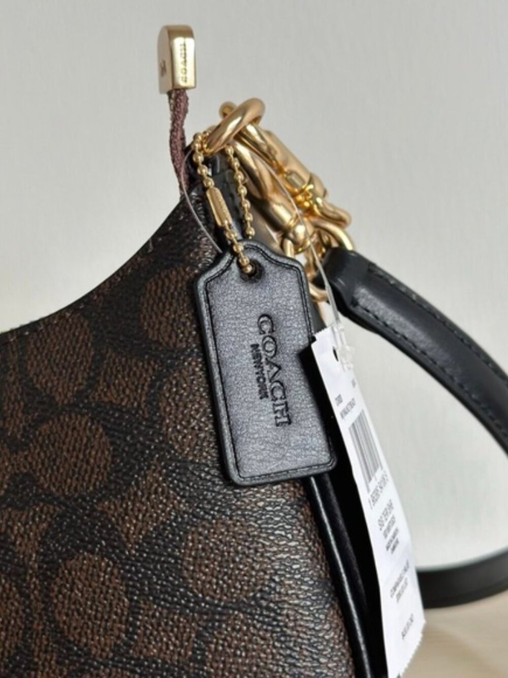 coach Teri Shoulder Bag In Signature Canvas - Picture 7 of 7